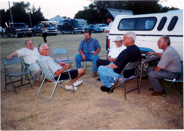 A meeting of the minds......50's basketball - left Pat Keener, Gary Anderson (youngster), Floyd Thompson, Wayne Zimmerman, Roger Hanhardt. Front:  Chuck Auston