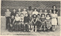 Grade School 1951-1952 3rd, 4th, & 5th Grades 2nd row:  Allen Showalter, Harold Herdman, Janice Myers, Gerald Barnes, Dorothy Thompson, Melissa House, Bobby Peters, Haroldine Unrein, Leon Pfaff, Miss Marguerite Holmes, teacher. 1st row:  Dwayne McCormick, Bennie McCaskey, David Dixon, Gary Kraisinger, Jeanette Davenport, Judy Whitis, Robert Rein, Jolene North, Kathleen O'Loughlin, Rosella Unrein.  3rd and 4th grade  1951-1952 McCracken Grade School.